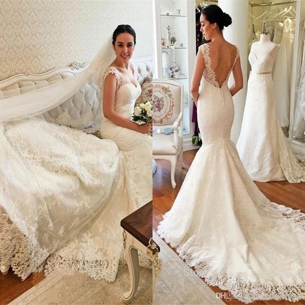 new white ivory mermaid wedding dresses backless v neck lace appliques sweep train bridal gowns custom made robe de mariee
new white ivory mermaid wedding dresses backless v neck lace appliques sweep train bridal gowns custom made robe de mariee