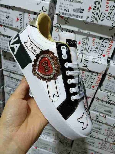 2019 pring ummer autumn new fa hion ca ual hoe perfect quality and original de ign tyle comfortable hoe hgty56
2019 pring ummer autumn new fa hion ca ual hoe perfect quality and original de ign tyle comfortable hoe hgty56