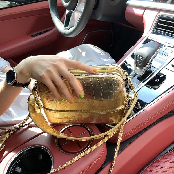 women's new alligator pu zip shoulder bag mini chain flap crossbody bag handbag for women &girls fashion gold white
women's new alligator pu zip shoulder bag mini chain flap crossbody bag handbag for women &girls fashion gold white