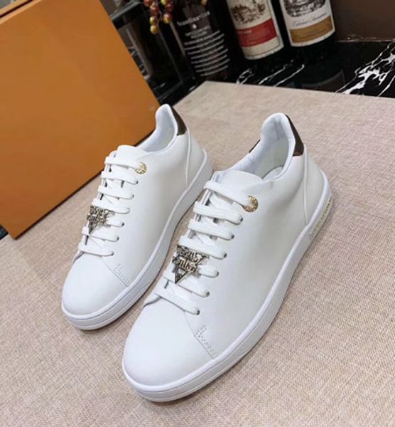 with box sneaker casual shoes trainers fashion sports shoes leather boots sandals slippers vintage air for woman 06l18010, Black
with box sneaker casual shoes trainers fashion sports shoes leather boots sandals slippers vintage air for woman 06l18010, Black