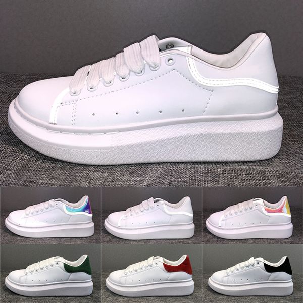 Men women fa hion luxury platform hoe 3m white triple black la er reflective golden vintage ca ual neaker de igner hoe
Men women fa hion luxury platform hoe 3m white triple black la er reflective golden vintage ca ual neaker de igner hoe