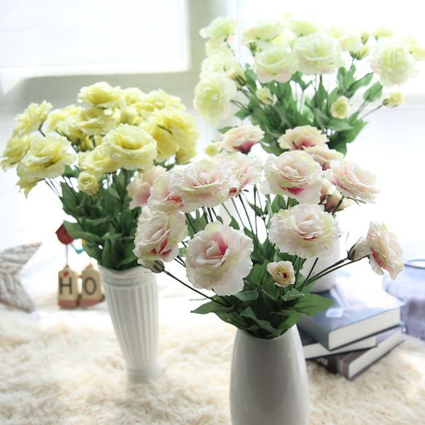 a four-headed artificial realistic platycodon flower fake flower home garden living room decoration decoration
a four-headed artificial realistic platycodon flower fake flower home garden living room decoration decoration