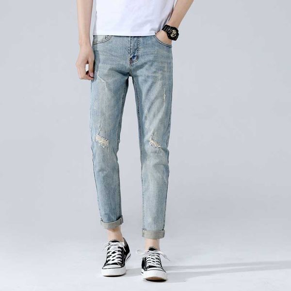2019 new men's jeans youth stretch hole nine pants summer men's slim feet blue nine pants korean solid color large size jeans
2019 new men's jeans youth stretch hole nine pants summer men's slim feet blue nine pants korean solid color large size jeans