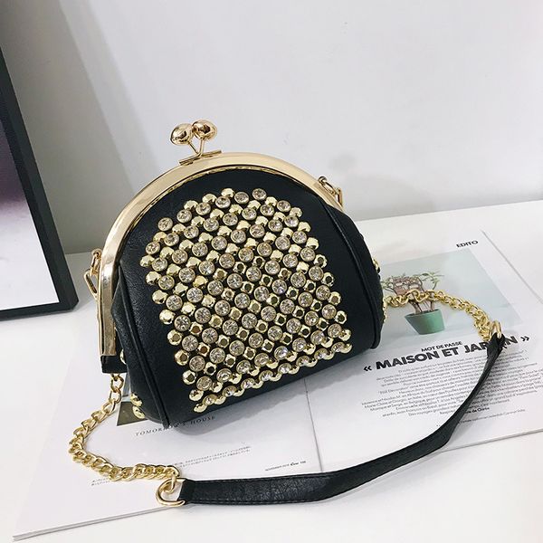 diamond shell bag 2019 new korean temperament handbag chain joker shoulder diagonal package
diamond shell bag 2019 new korean temperament handbag chain joker shoulder diagonal package