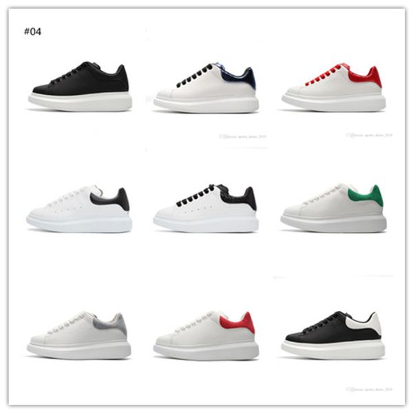 luxury platform designer shoes reflective triple black velvet white golden mens womens casual sneakers party dress fashion leather shoes 
luxury platform designer shoes reflective triple black velvet white golden mens womens casual sneakers party dress fashion leather shoes