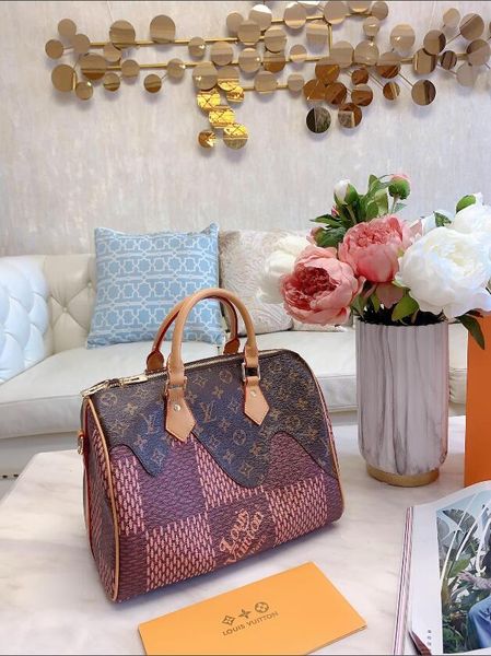 2020 new classic style designers brand clutch shoulder bag luxury purse fashion clutch wallet women leather handbag women bags g009
2020 new classic style designers brand clutch shoulder bag luxury purse fashion clutch wallet women leather handbag women bags g009