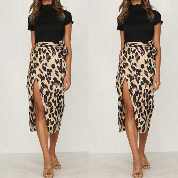 2020 new fashionable women summer leopard print skirt ladies and charming high waist polyester skirt, Black
2020 new fashionable women summer leopard print skirt ladies and charming high waist polyester skirt, Black