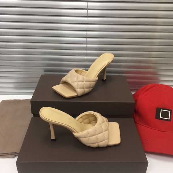 классический высокий каблук сандалии грубый пятки кожа люкс дизайнер замша обувь женщина металла пряжки для вечеринок occupation sexy сандал, Black
классический высокий каблук сандалии грубый пятки кожа люкс дизайнер замша обувь женщина металла пряжки для вечеринок occupation sexy сандал, Black