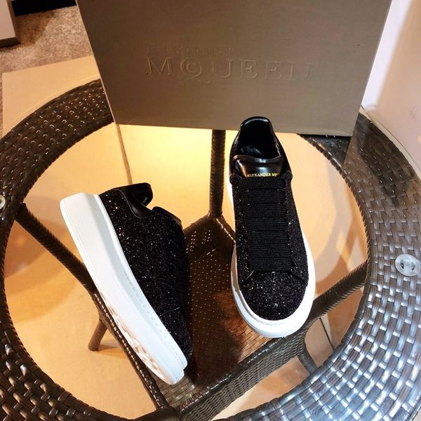2020 new es couple platform shoes men casual sports ladies casual platform sports shoes
2020 new es couple platform shoes men casual sports ladies casual platform sports shoes