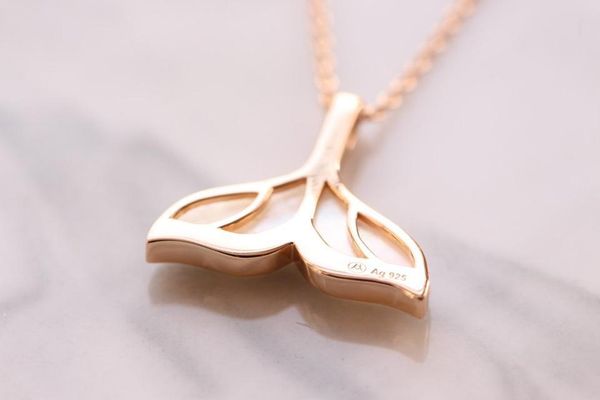 дизайнер ожерелье новое ожерелье высокого качества ультраточный инкрустированные тугой и полной 925 посеребренной 18к золота материалы высок, Gray
дизайнер ожерелье новое ожерелье высокого качества ультраточный инкрустированные тугой и полной 925 посеребренной 18к золота материалы высок, Gray