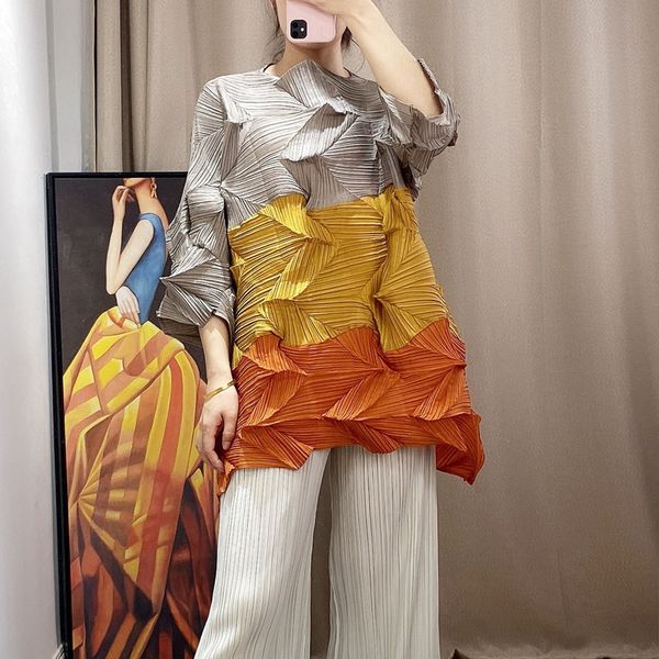 summer 2020 miyak folds t-shirt european station fashion diamond pleated color matching design loose large size was thin t-shirt, White
summer 2020 miyak folds t-shirt european station fashion diamond pleated color matching design loose large size was thin t-shirt, White