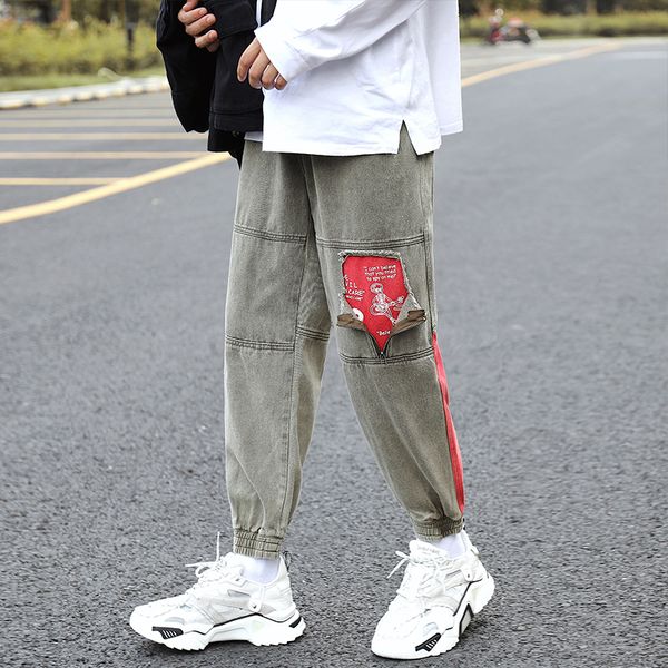 autumn new jeans men fashion washed retro contrast color casual denim trousers streetwear hip hop loose hole denim trousers, Blue
autumn new jeans men fashion washed retro contrast color casual denim trousers streetwear hip hop loose hole denim trousers, Blue