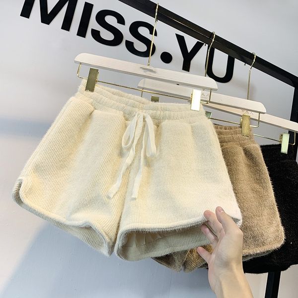2019 new autumn mink shorts women korean high waist thick with sashes wide leg shorts female gray black green casual bottom, White;black
2019 new autumn mink shorts women korean high waist thick with sashes wide leg shorts female gray black green casual bottom, White;black