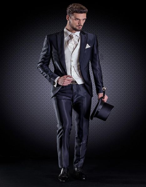 classic peak lapel wedding tuxedos slim fit suits for men groomsmen suit three pieces prom formal suits (jacket+pants+vest+tie) 557, Black;gray
classic peak lapel wedding tuxedos slim fit suits for men groomsmen suit three pieces prom formal suits (jacket+pants+vest+tie) 557, Black;gray