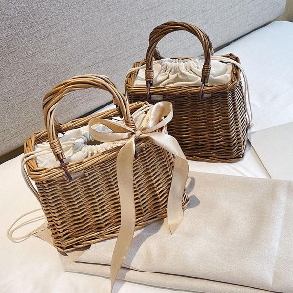 handmade rattan straw woven women basket totes bag summer female bohemian beach shoulder handbag purse handle bag new
handmade rattan straw woven women basket totes bag summer female bohemian beach shoulder handbag purse handle bag new