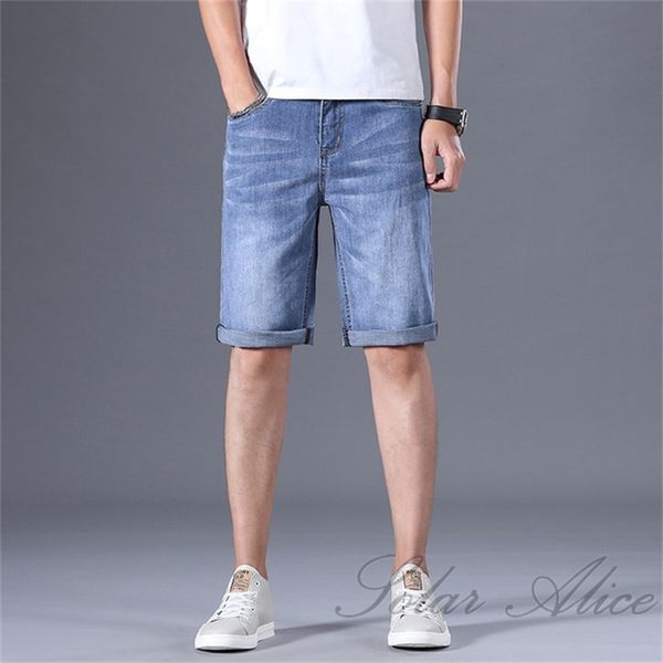men's jeans 2021 summer straight knee length high-end loose comfortable elastic denim casual shorts blue
men's jeans 2021 summer straight knee length high-end loose comfortable elastic denim casual shorts blue
