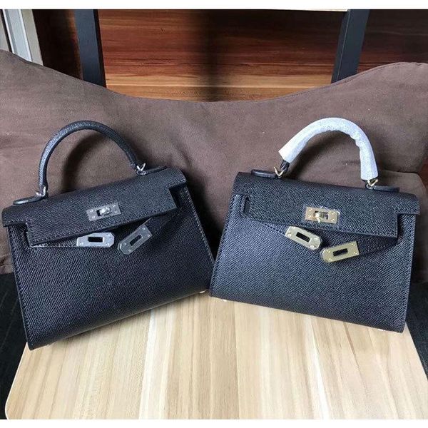 elegant2019 fund classic mini- /mini genuine leather kylie package 19cm gold / silver buckle single shoulder span cowhide ma'am bag
elegant2019 fund classic mini- /mini genuine leather kylie package 19cm gold / silver buckle single shoulder span cowhide ma'am bag