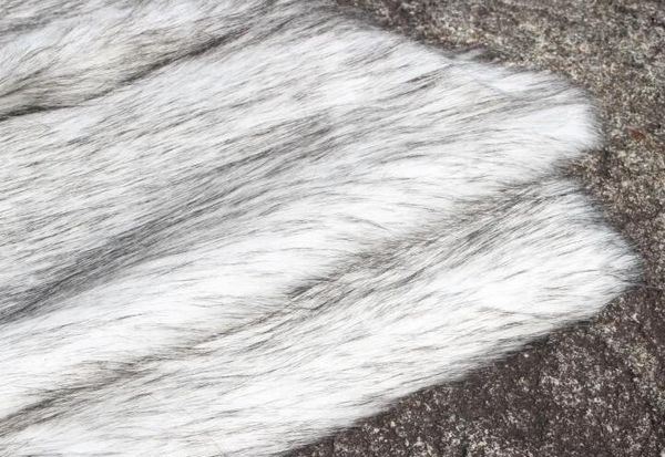 fashion white plush animal foxs wool fabric for christmas coat textiles handmade patches party jacquard thick tissu sequin fabric a356, Black;white
fashion white plush animal foxs wool fabric for christmas coat textiles handmade patches party jacquard thick tissu sequin fabric a356, Black;white