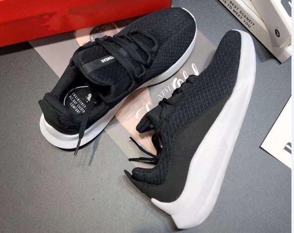 2019 New Viale Men's Casual Sport Shoes Brand Men Women Low Cut Mesh Sneakers Loafers Outdoor Zapatillas Trainers Size 36-44
2019 New Viale Men's Casual Sport Shoes Brand Men Women Low Cut Mesh Sneakers Loafers Outdoor Zapatillas Trainers Size 36-44