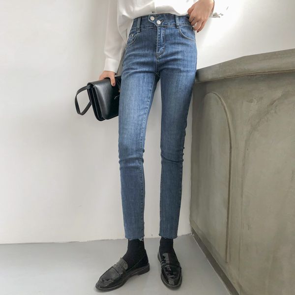 women's jeans spring and autumn 2021 korean chic straight bobbin pants high waist small leg, Blue
women's jeans spring and autumn 2021 korean chic straight bobbin pants high waist small leg, Blue