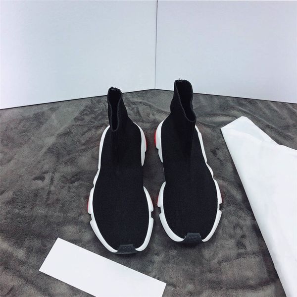 2019 designer speed trainer fashion luxury men women sock shoes red purple yellow oreo flat mens sport runner sneakers size 35-45, Black 
2019 designer speed trainer fashion luxury men women sock shoes red purple yellow oreo flat mens sport runner sneakers size 35-45, Black