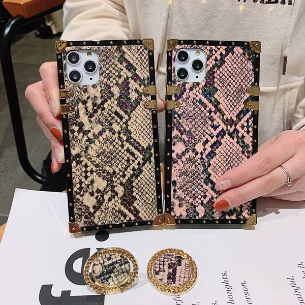 luxury tpu leather square trunk style case with matching lanyard for iphone 7 8 plus x xs xr iphone 11 pro max grip pattern shockproof case
luxury tpu leather square trunk style case with matching lanyard for iphone 7 8 plus x xs xr iphone 11 pro max grip pattern shockproof case