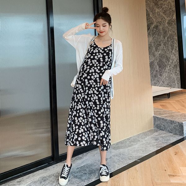 8802# maternity clothes summer short sleeve floral dress easy matching loose stylish dress for pregnant women mom, White
8802# maternity clothes summer short sleeve floral dress easy matching loose stylish dress for pregnant women mom, White