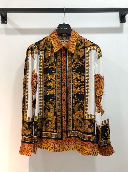 Falection 19 italy fa hion v c royal tiger print ilk regular hirt button front
Falection 19 italy fa hion v c royal tiger print ilk regular hirt button front