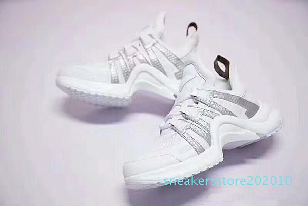 new brand women archlight sneaker leather trainers for men womens triple shoes fashion casual outdoor boots fashion show s10, Black
new brand women archlight sneaker leather trainers for men womens triple shoes fashion casual outdoor boots fashion show s10, Black