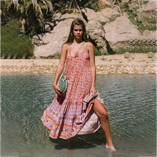 new spring summer 2020 dress design bohemian style printing loose v neck patchwork large swing hem spaghetti strap blue pink black dress, Black;gray
new spring summer 2020 dress design bohemian style printing loose v neck patchwork large swing hem spaghetti strap blue pink black dress, Black;gray