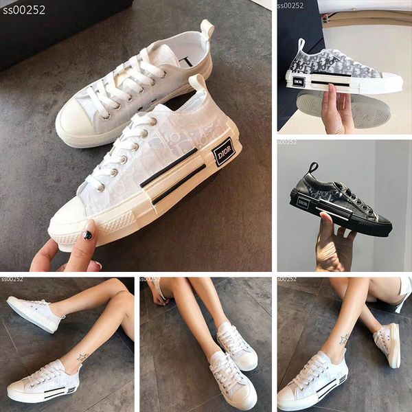 low and medium canvas shoes for men and women stretch mesh student couple wild casual personality shoes light women size 35-40
low and medium canvas shoes for men and women stretch mesh student couple wild casual personality shoes light women size 35-40