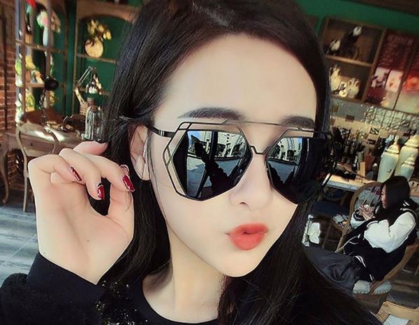 2016 new sunglasses for women polygon retro big glasses super light color film mercury sunglasses, White;black
2016 new sunglasses for women polygon retro big glasses super light color film mercury sunglasses, White;black