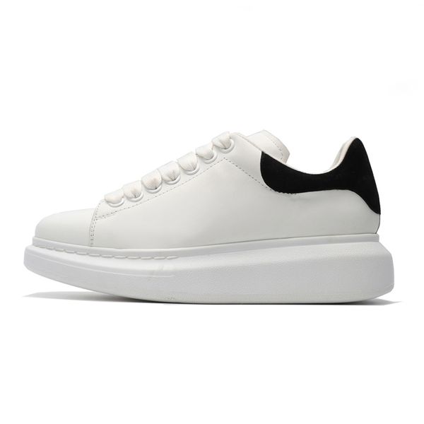 2019 fashion designer 3m reflective flat casual shoes triple white black men women platform party shoes sports sneakers 36-44 ing
2019 fashion designer 3m reflective flat casual shoes triple white black men women platform party shoes sports sneakers 36-44 ing