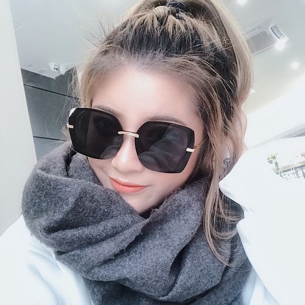 2019 designer fashion new arrival 8256 women polarized sunglasses 62mm square eyeglasses for female partajas with case, White;black
2019 designer fashion new arrival 8256 women polarized sunglasses 62mm square eyeglasses for female partajas with case, White;black