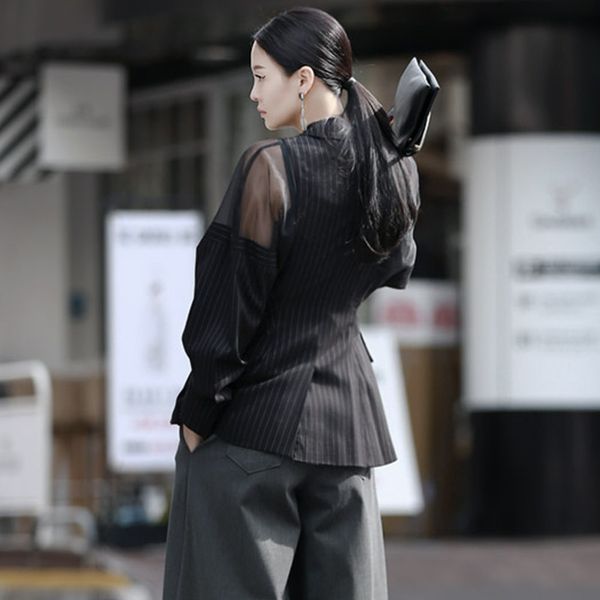 women's suits & blazers autumn spring and 2021 ladies wear overallsdouble-breasted black striped suit jacket white-collar hollow fashio, White;black
women's suits & blazers autumn spring and 2021 ladies wear overallsdouble-breasted black striped suit jacket white-collar hollow fashio, White;black