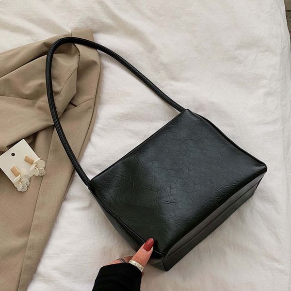 fashion pleated female handbags women casual solid shoulder bags designer ladies commuter bags 2020 women handbags
fashion pleated female handbags women casual solid shoulder bags designer ladies commuter bags 2020 women handbags