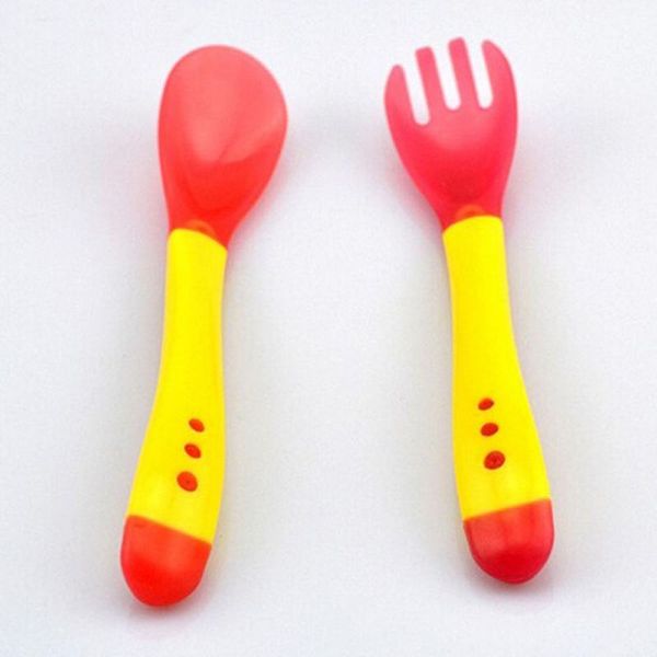 1/set baby temperature sensing spoon and fork safety silicone feeding flatware spoon+fork baby feeder utensils feeding tableware
1/set baby temperature sensing spoon and fork safety silicone feeding flatware spoon+fork baby feeder utensils feeding tableware