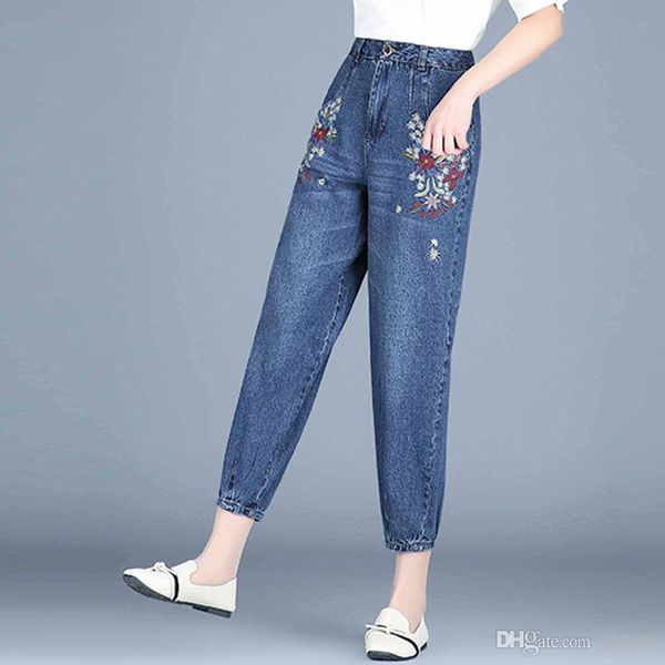 new fashion spring autumn embroidery harem pants women plus size blue casual capris denim jeans female cotton belnd bsg0901
new fashion spring autumn embroidery harem pants women plus size blue casual capris denim jeans female cotton belnd bsg0901