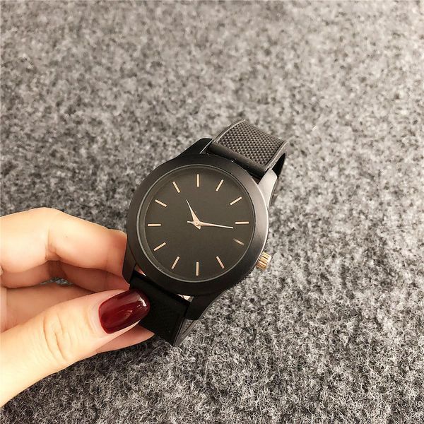 selling ey 176sf fashion casual pu ladies watch 176sf royal oak quartz crocodile watch ing, Slivery;brown
selling ey 176sf fashion casual pu ladies watch 176sf royal oak quartz crocodile watch ing, Slivery;brown