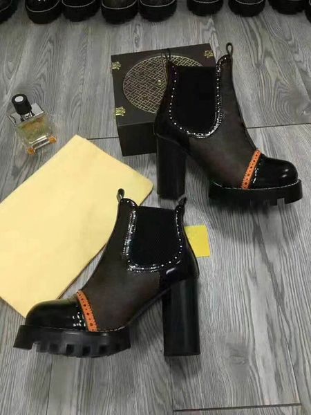 2019 autumn fashion women boots high heels platform buckle lace leather short booties black ladies shoes 35-42
2019 autumn fashion women boots high heels platform buckle lace leather short booties black ladies shoes 35-42
