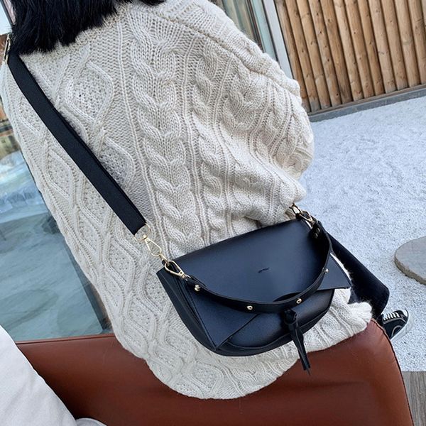 women bag messenger vintage shoulder bag female handbag female crossbody girl bolsas pu leather bags tote
women bag messenger vintage shoulder bag female handbag female crossbody girl bolsas pu leather bags tote