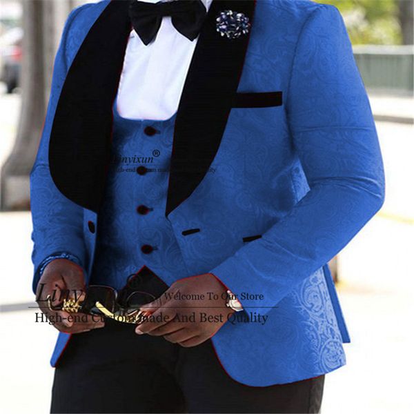 custom make men suit 3 pieces jacquard fashion v neck wedding shawl lapel groomsmen tuxedos suits men 2020(blazer+vest+pants, White;black
custom make men suit 3 pieces jacquard fashion v neck wedding shawl lapel groomsmen tuxedos suits men 2020(blazer+vest+pants, White;black