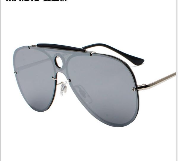 new one-piece sunglasses, sunglasses, personality, hollow round sunglasses, color mirror glasses, White;black
new one-piece sunglasses, sunglasses, personality, hollow round sunglasses, color mirror glasses, White;black