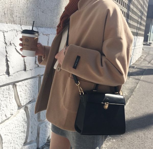 designer women handbag luxury plain temperament crossbody casual shoulder handbag two straps travel bag
designer women handbag luxury plain temperament crossbody casual shoulder handbag two straps travel bag