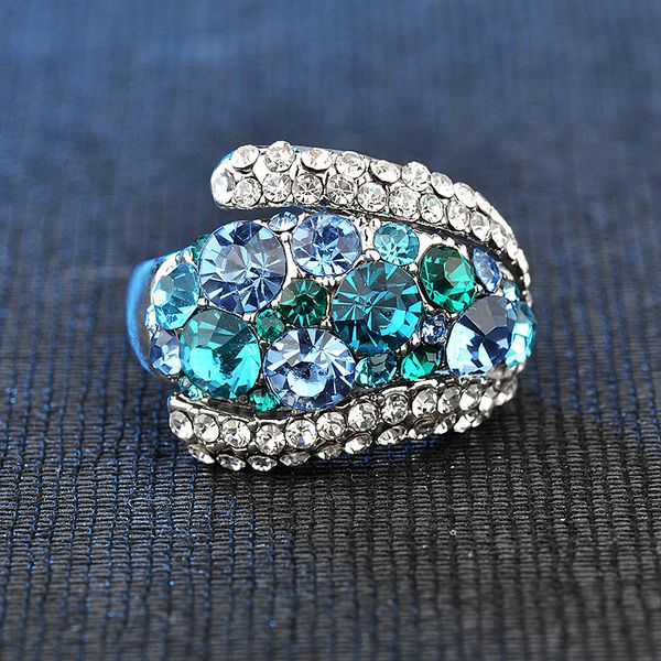 amorui rainbow crystal women rings silver color cz stone party/anniversary/wedding finger fashion jewelry, Golden;silver
amorui rainbow crystal women rings silver color cz stone party/anniversary/wedding finger fashion jewelry, Golden;silver