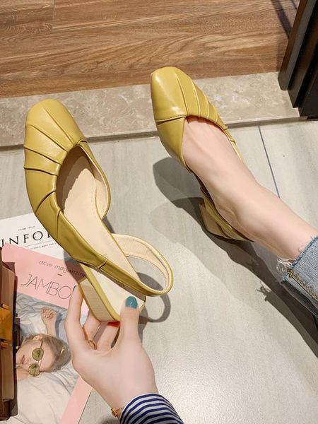 women's shoes 2020 new baotou fairy style fashion wild square head thick with single shoes tide, Black
women's shoes 2020 new baotou fairy style fashion wild square head thick with single shoes tide, Black