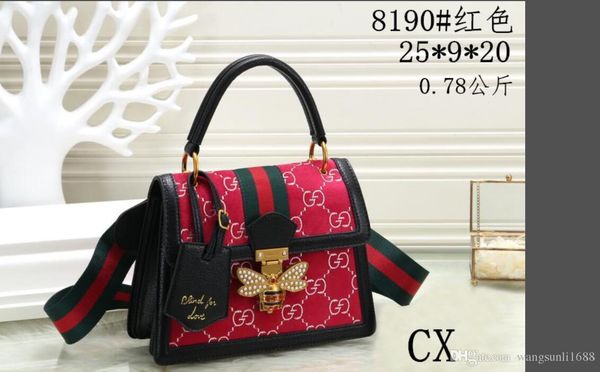 Fashion luxury brand handbag designer handbag bracelet bag shoulder bag Wallet phone bag gold-plated hardware accessories 02
Fashion luxury brand handbag designer handbag bracelet bag shoulder bag Wallet phone bag gold-plated hardware accessories 02