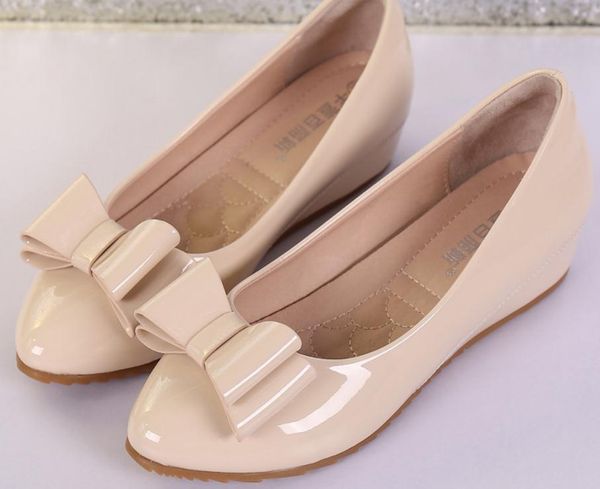 2019 women's shoes in spring and autumn with new style slope heel round head bowknot @2173, Black
2019 women's shoes in spring and autumn with new style slope heel round head bowknot @2173, Black