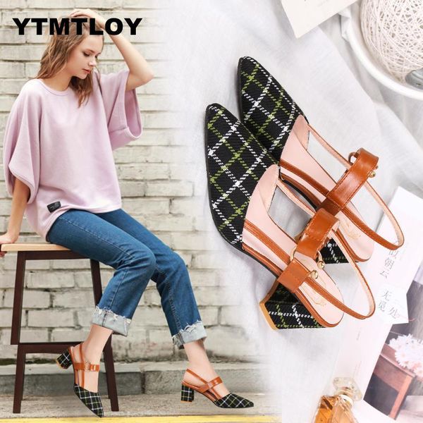 lady shoes new hollow coarse sandals high-heeled shallow mouth pointed pumps work women female high heels zapatilla lattice, Black
lady shoes new hollow coarse sandals high-heeled shallow mouth pointed pumps work women female high heels zapatilla lattice, Black
