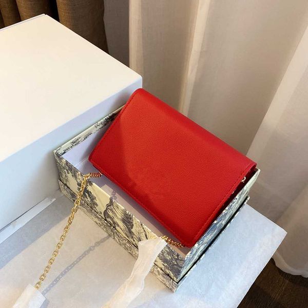 2020 designer bag new women's single shoulder chain messenger bag fashion postman bag atmosphere lady flip bags
2020 designer bag new women's single shoulder chain messenger bag fashion postman bag atmosphere lady flip bags